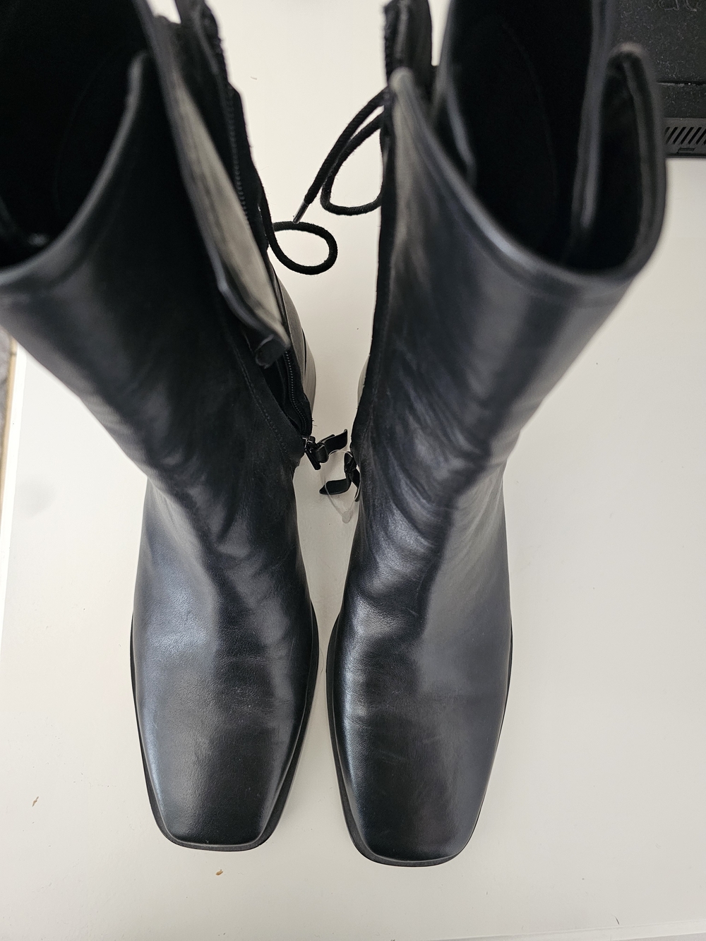 Women's Black Leather Square-Toe Mid-Calf Boots -